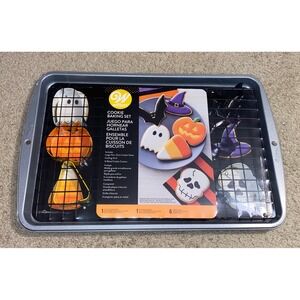 Wilton Halloween‎ Cookie Baking Set  Cookie Sheet 6 Cutters + Cooling Rack